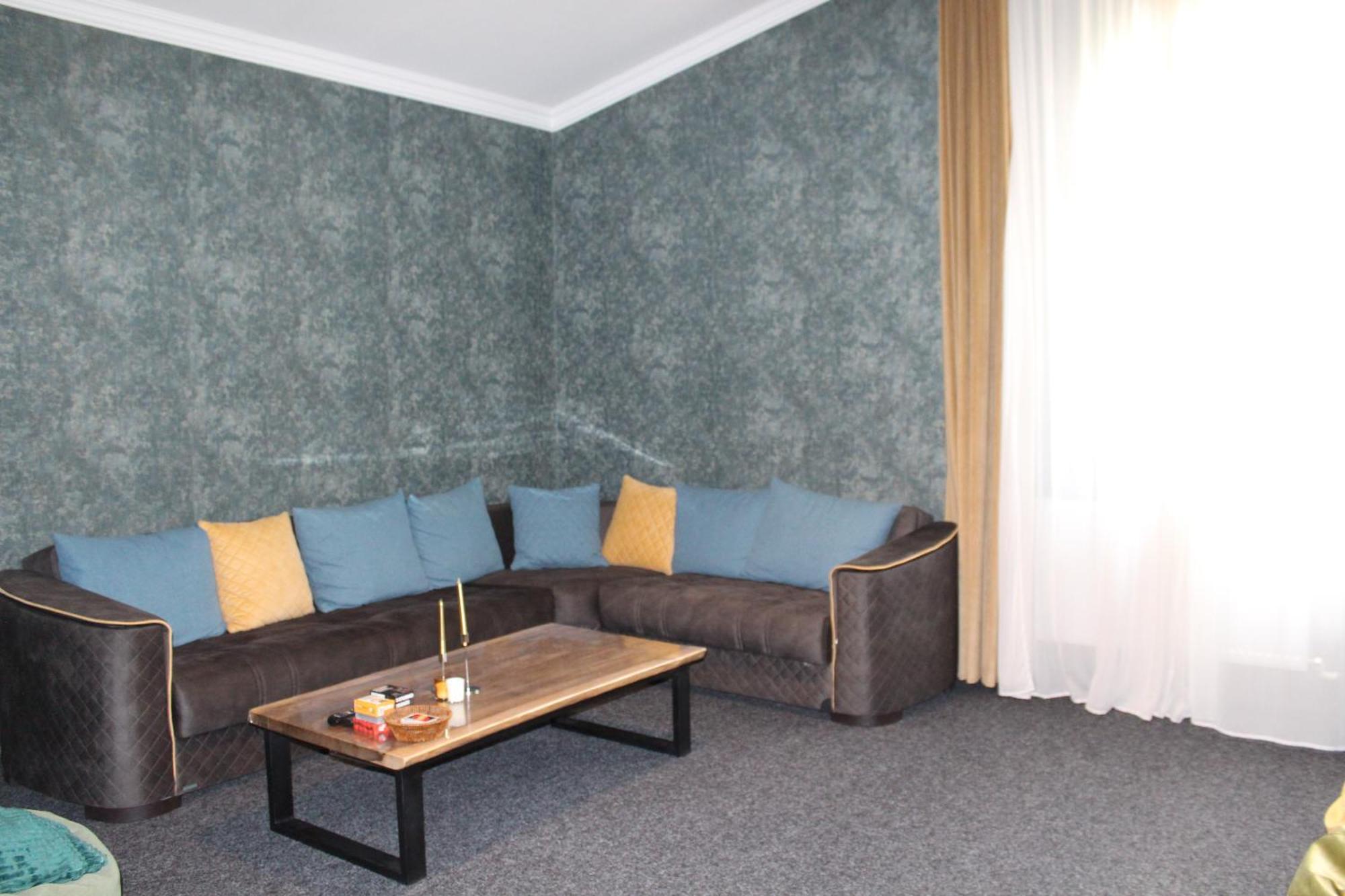 Hotel Eden Mestia Zewnętrze zdjęcie