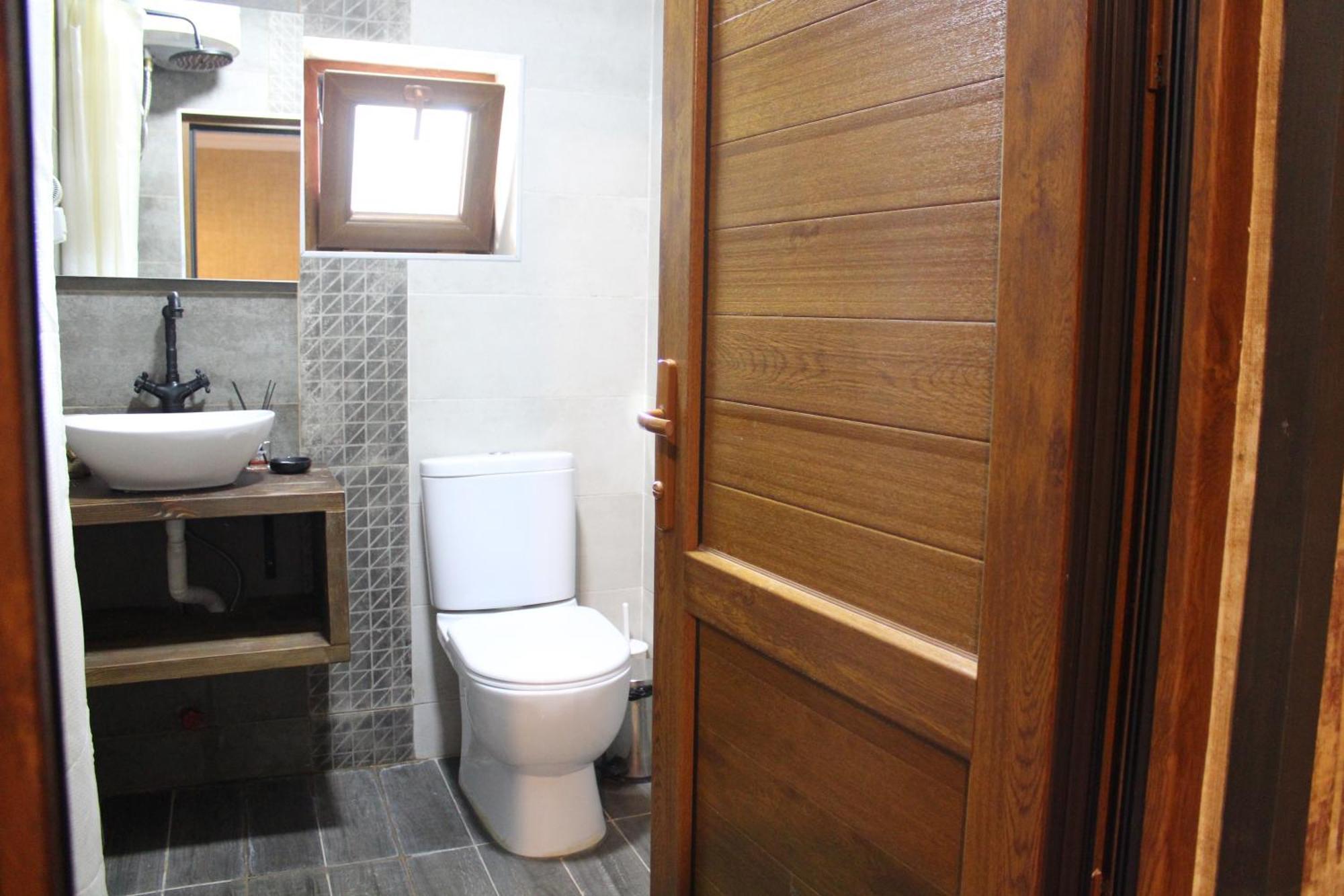 Hotel Eden Mestia Zewnętrze zdjęcie